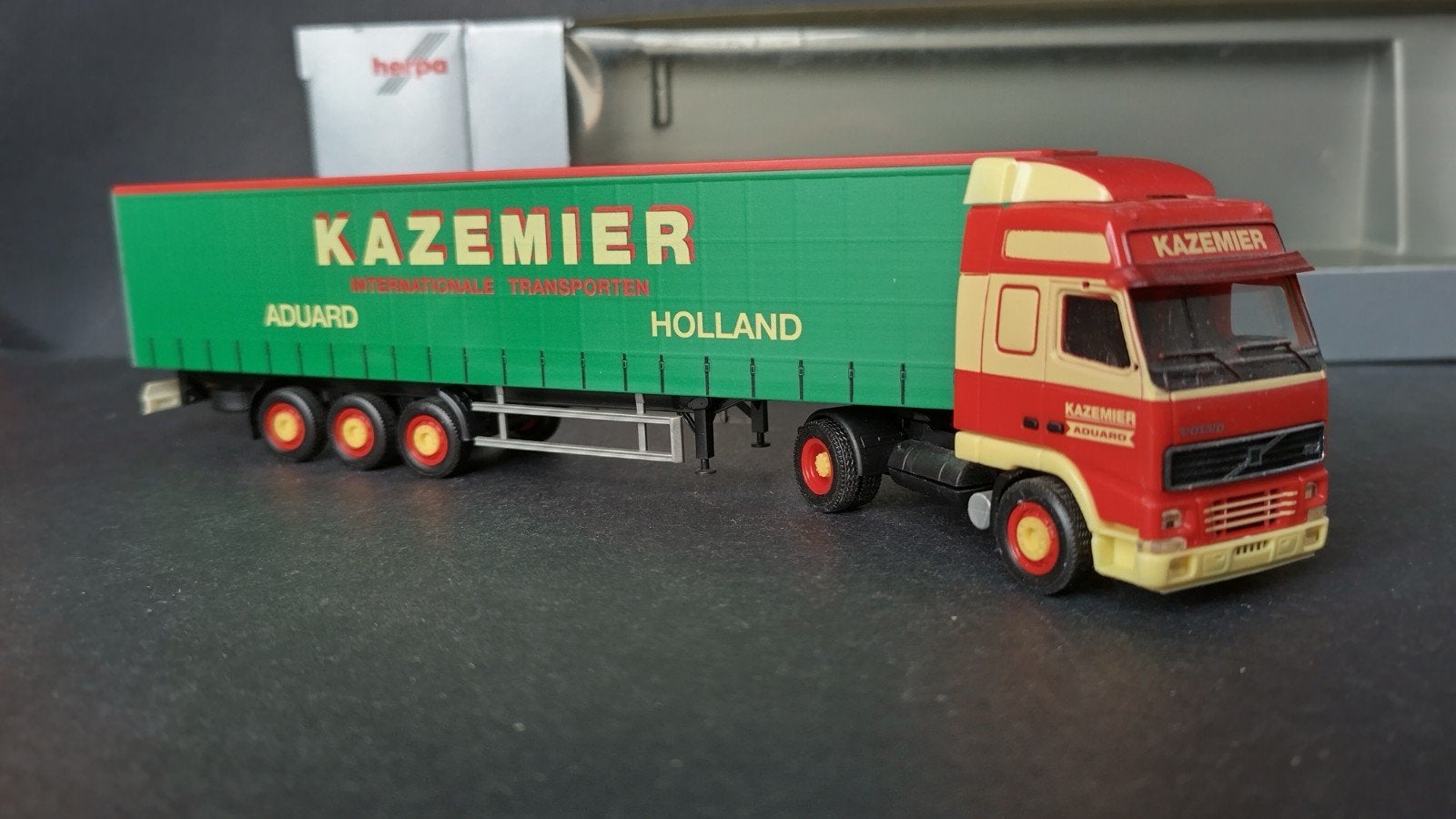 Volvo FH 12 Kazemier Aduard 1:87 Herpa Exclusive Pol, Verzenden, ., Nieuw, Herpa