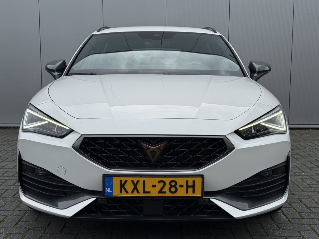CUPRA Leon Sportstourer 1.4 e-Hybrid business Camera TREKHAA, Auto's, Automaat, 12 maanden, Gebruikt, Euro 6