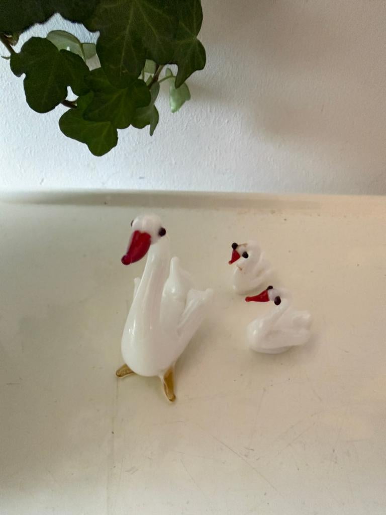Set van 3 murano glazen miniatuur zwaantjes, Verzamelen, Ophalen of Verzenden, Zo goed als nieuw, Dier