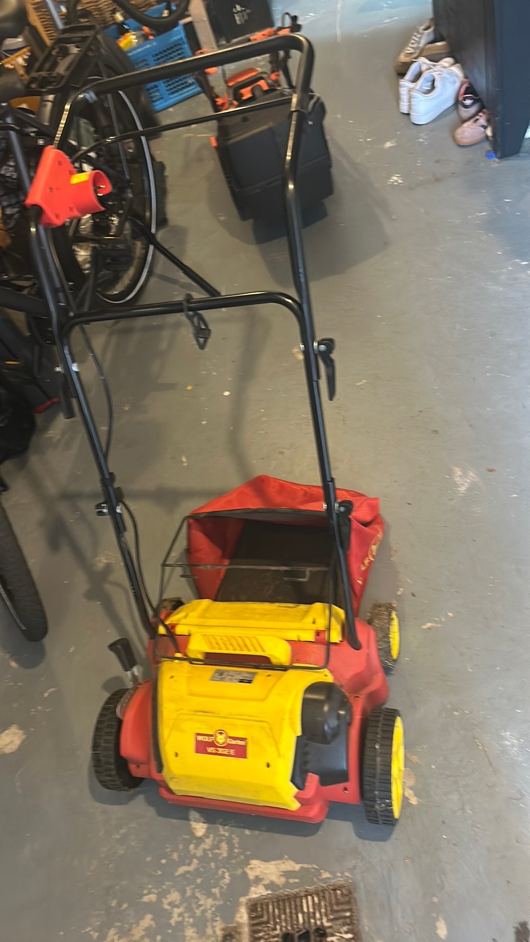 Wolf VS 302 E electrische verticuteer machine, Ophalen, Zo goed als nieuw, Elektrisch