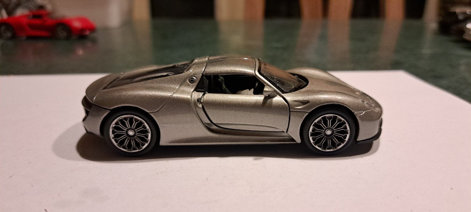 porsche 918 spider 1:36!!, Ophalen of Verzenden, Auto, Overige merken