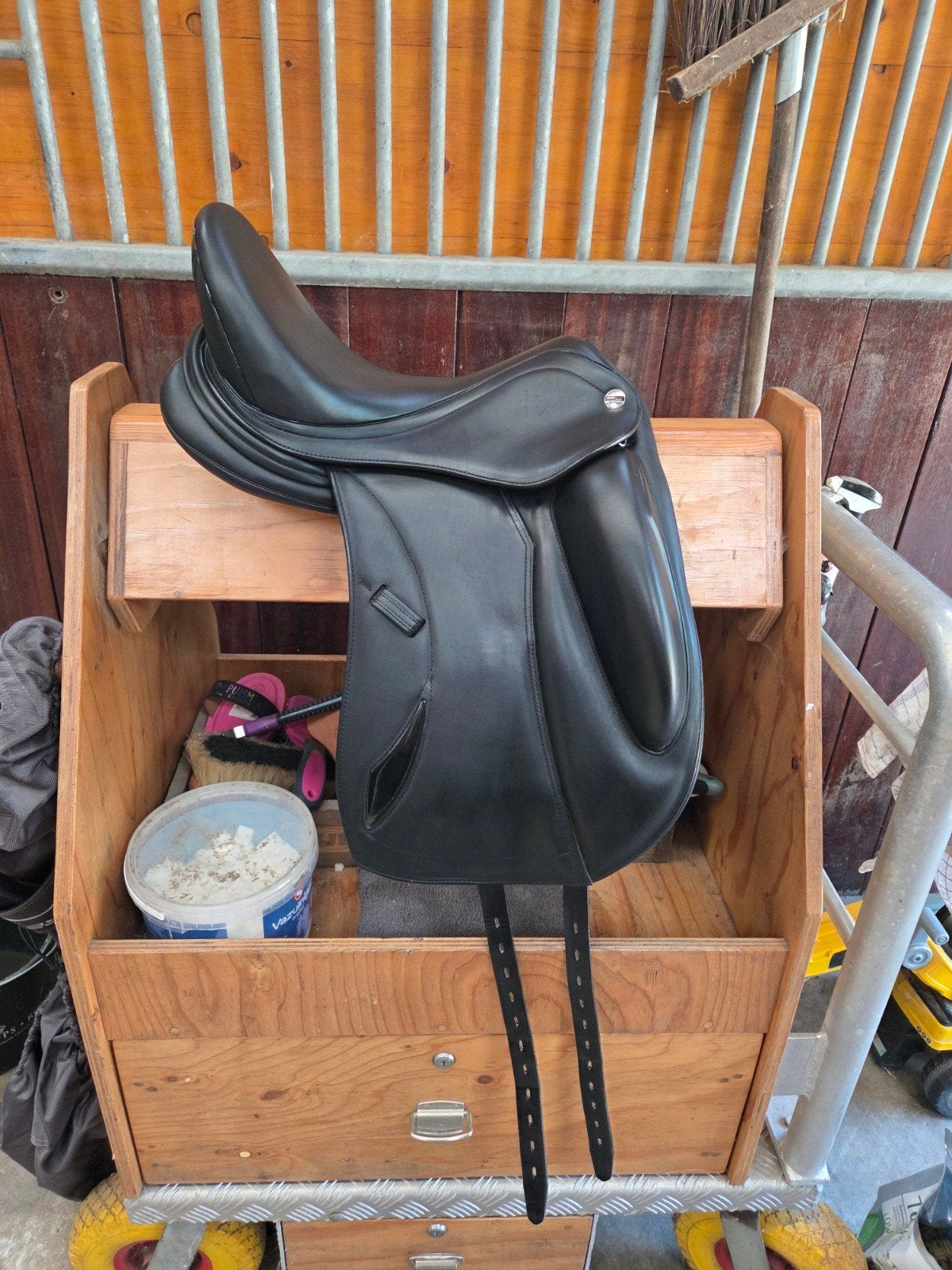 Erreplus Connect WR Mono dressuurzadel 16 inch, Dieren en Toebehoren, Paarden en Pony's | Zadels, Ophalen, Dressuur