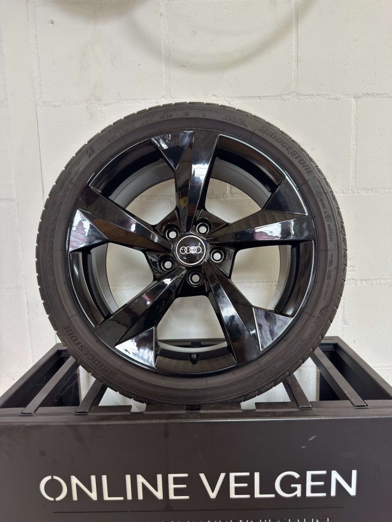 Set 18 Inch Orginele Audi Velgen Audi A3/S3/TT Et46, Auto-onderdelen, Banden en Velgen, Niet ingevuld, 18 inch, Gebruikt, Banden en Velgen