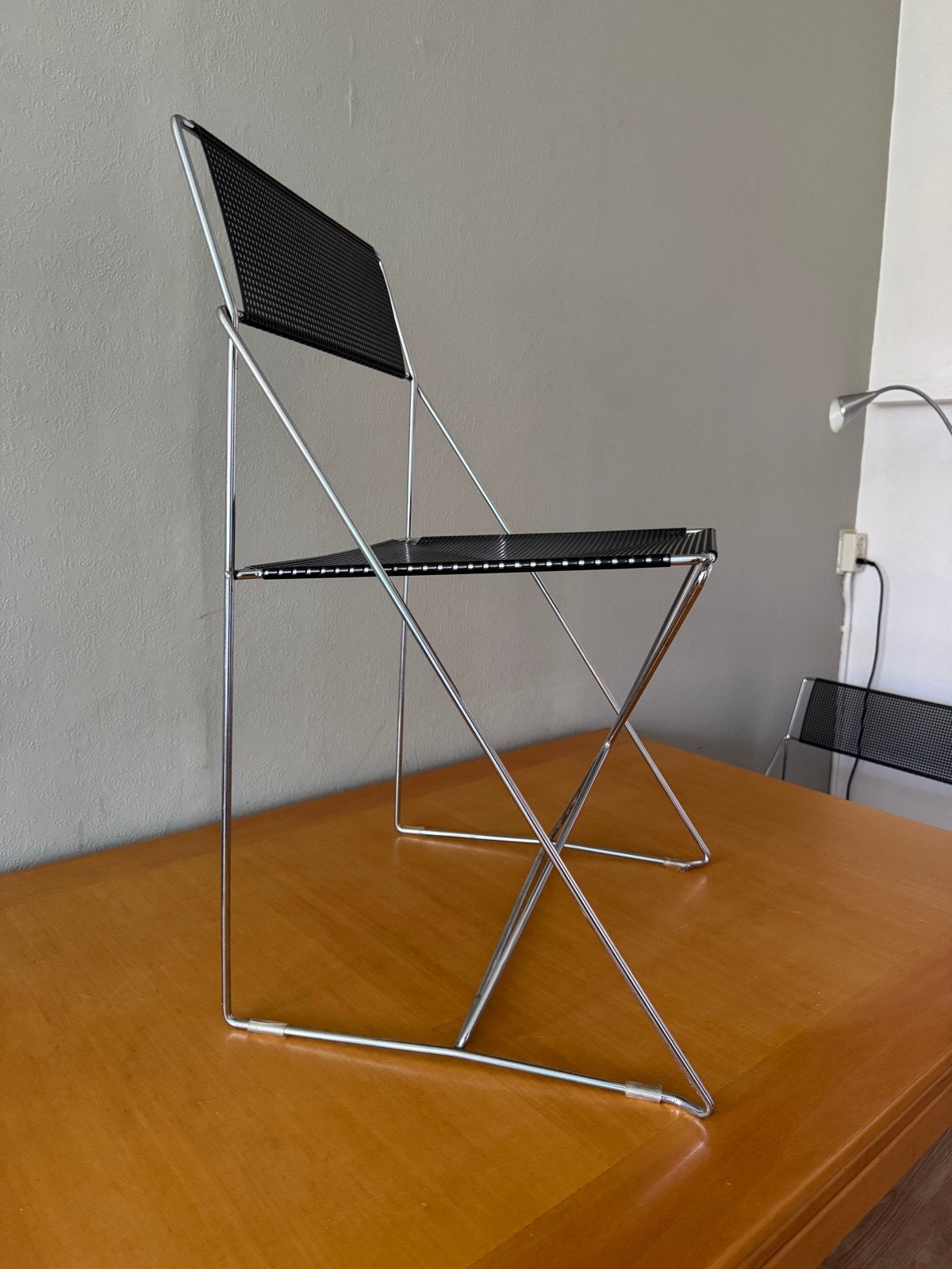Set van 4 vintage "X-line" stoelen van Niels Jørgen Haugesen, Ophalen