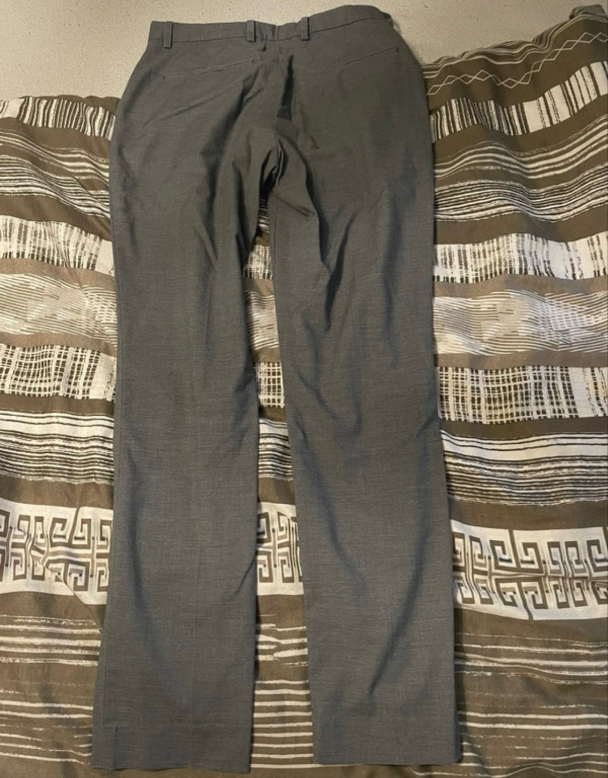 Grijze herenbroek - Comfortabel en stijlvol, Kleding | Heren, Broeken en Pantalons, Gedragen, Maat 46 (S) of kleiner, Grijs, Verzenden