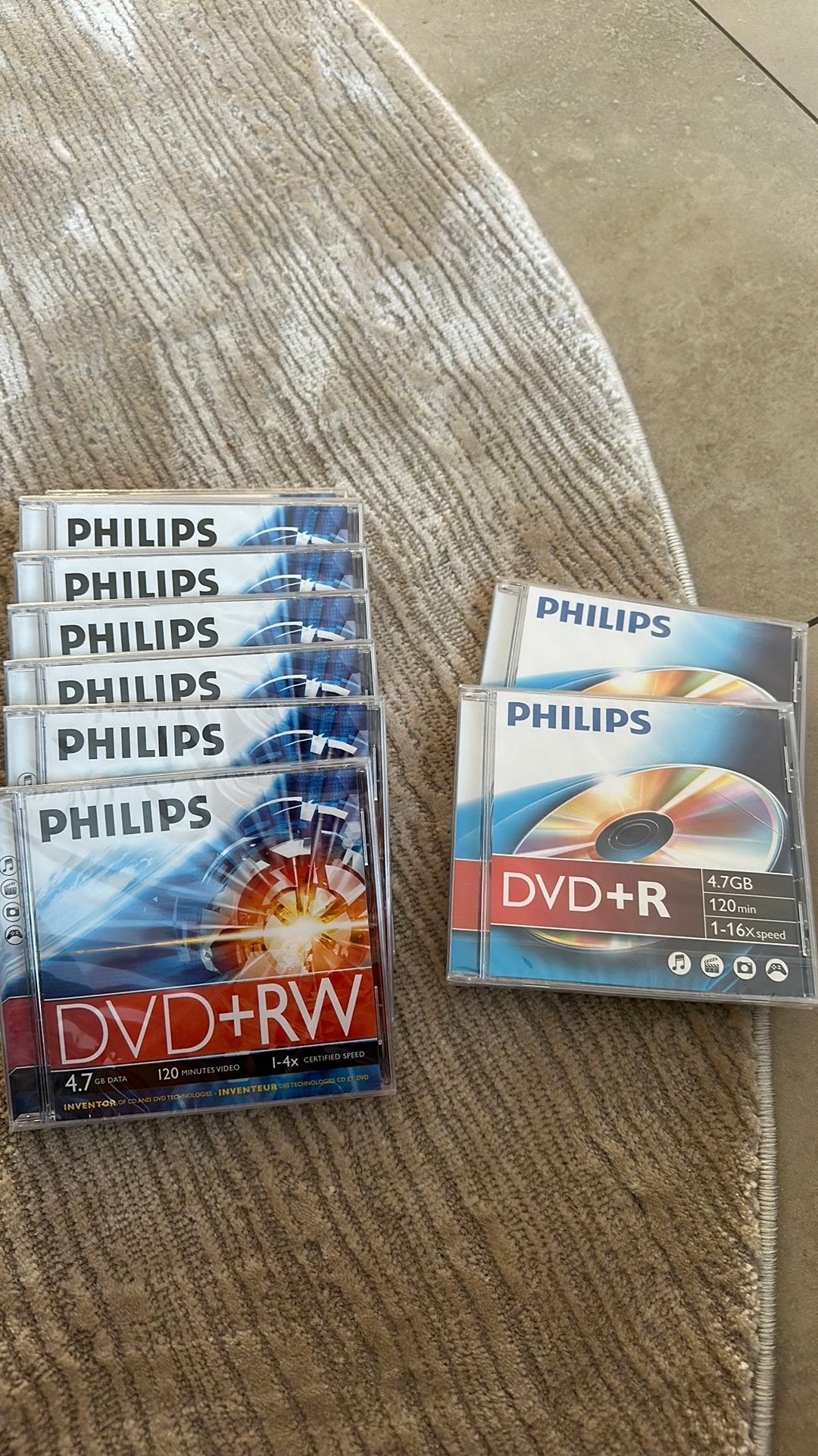 Philips DVD+RW en DVD +R schijven - 9 stuks per doos- Nieuw, Ophalen, Nieuw, Dvd, Herschrijfbaar