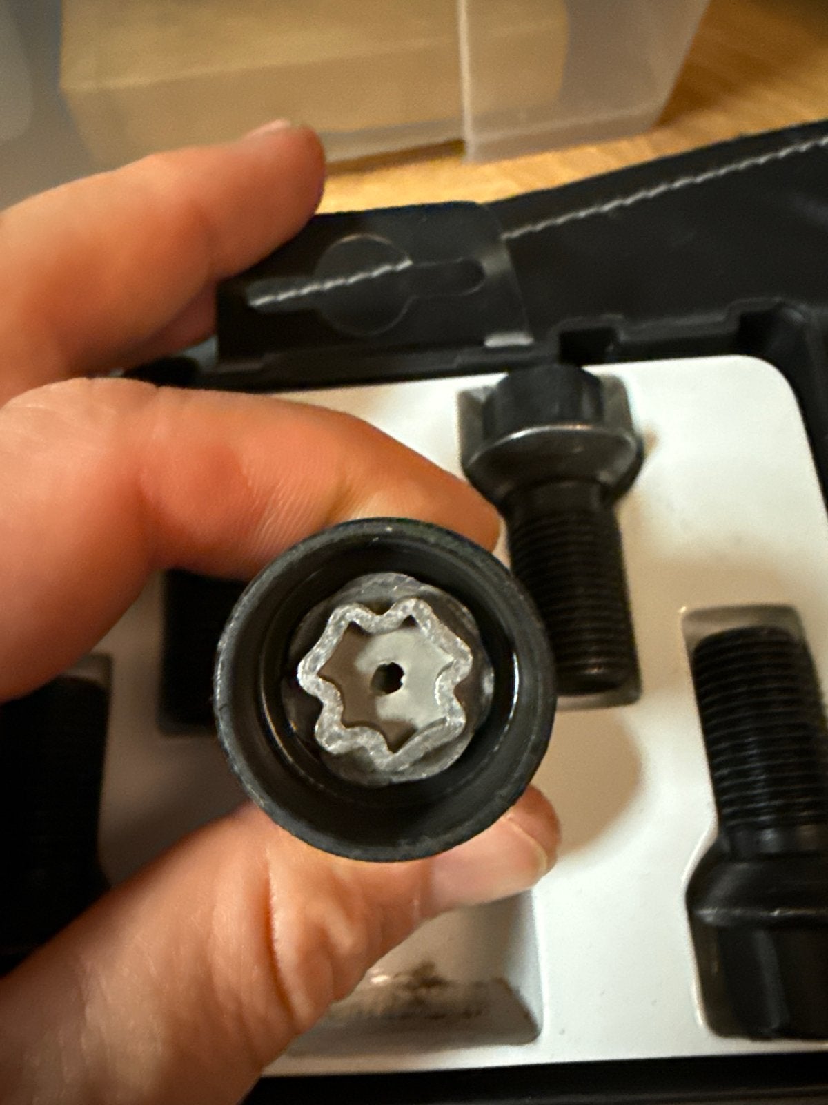 Originele Mercedes M14x1.5 wielbout sleutel (A0019901607), Ophalen of Verzenden, Gebruikt, Mercedes-Benz