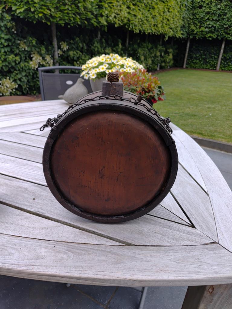 Antieke houten veldfles en katrol - Origineel, Ophalen