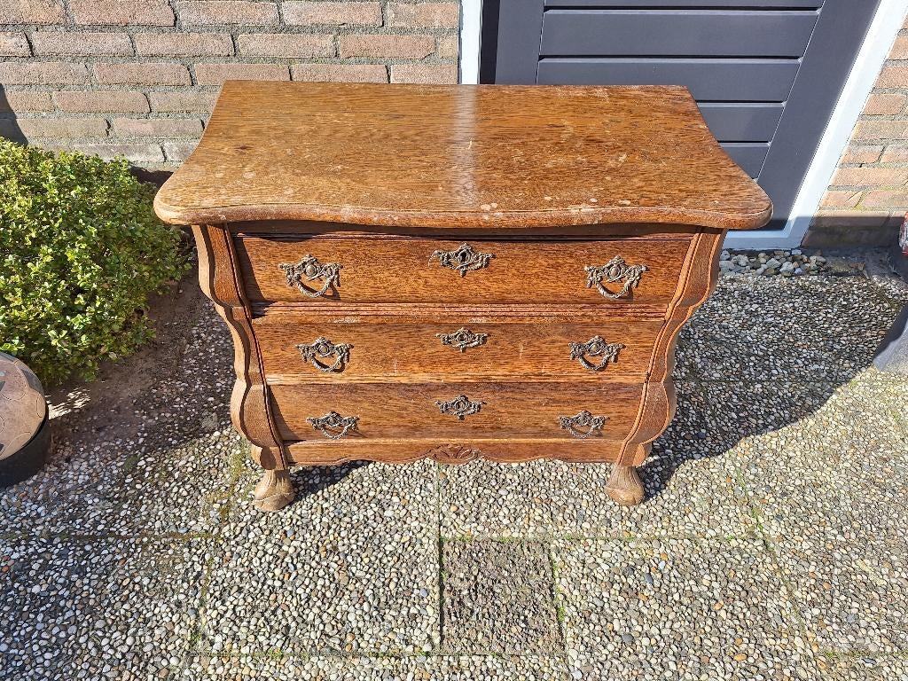Buikkastje met 3 lades, Ophalen