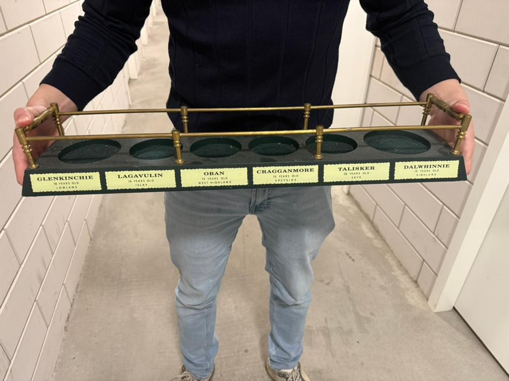 Whiskey houder 6 flessen, Ophalen of Verzenden, Zo goed als nieuw, Minder dan 50 cm, Minder dan 5 flessen