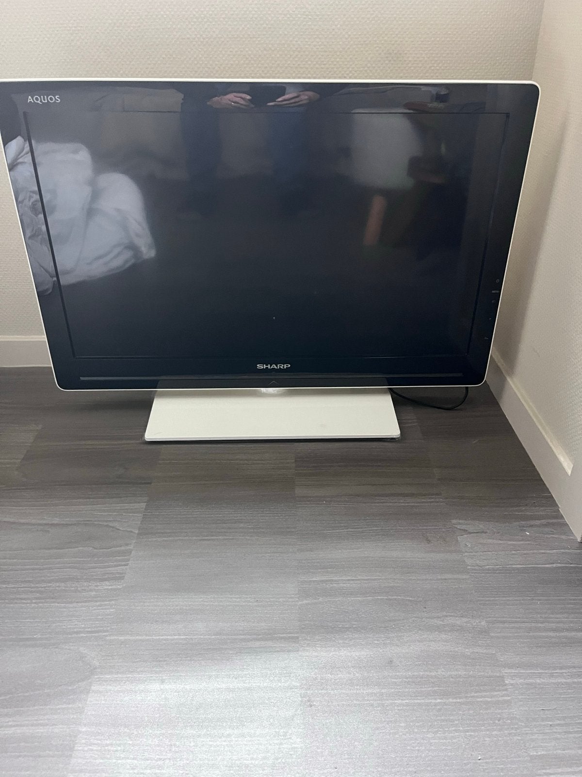 Sharp Aquos LC-26LE430E LCD TV - Wit, Ophalen, Gebruikt, Sharp, 60 tot 80 cm