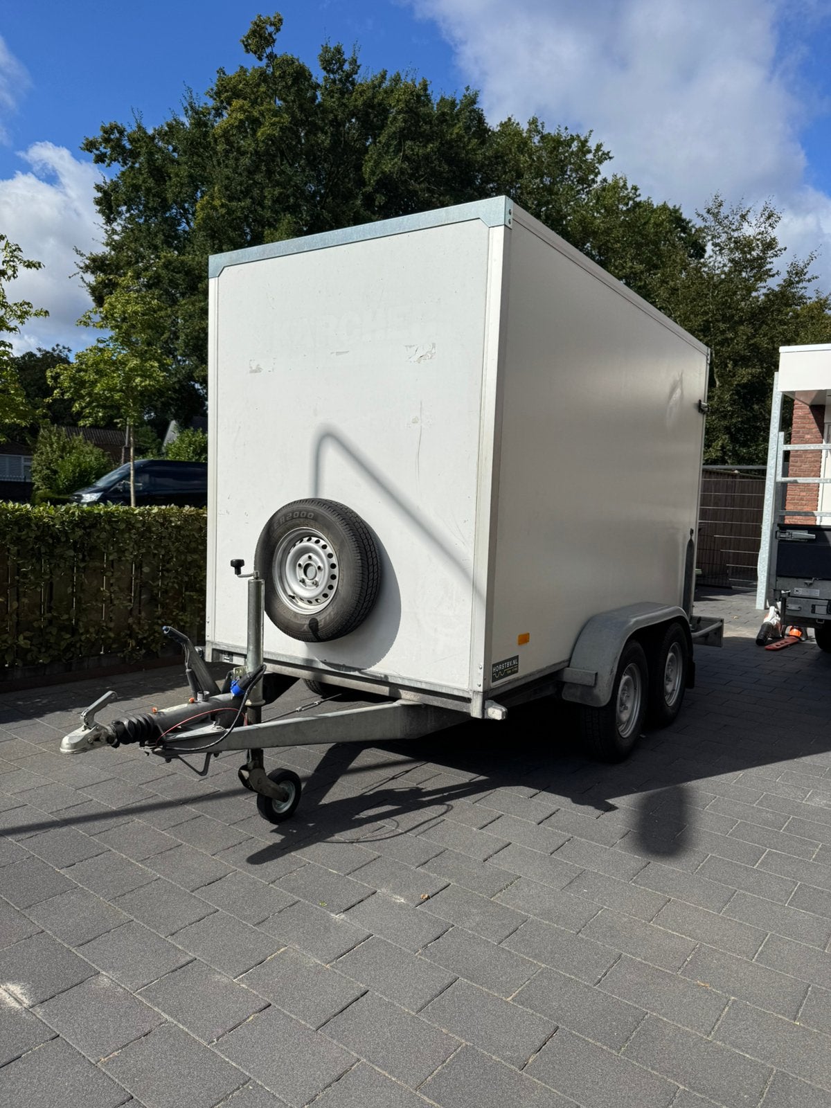 Hapert sapphire gesloten / dichte aanhanger, Ophalen