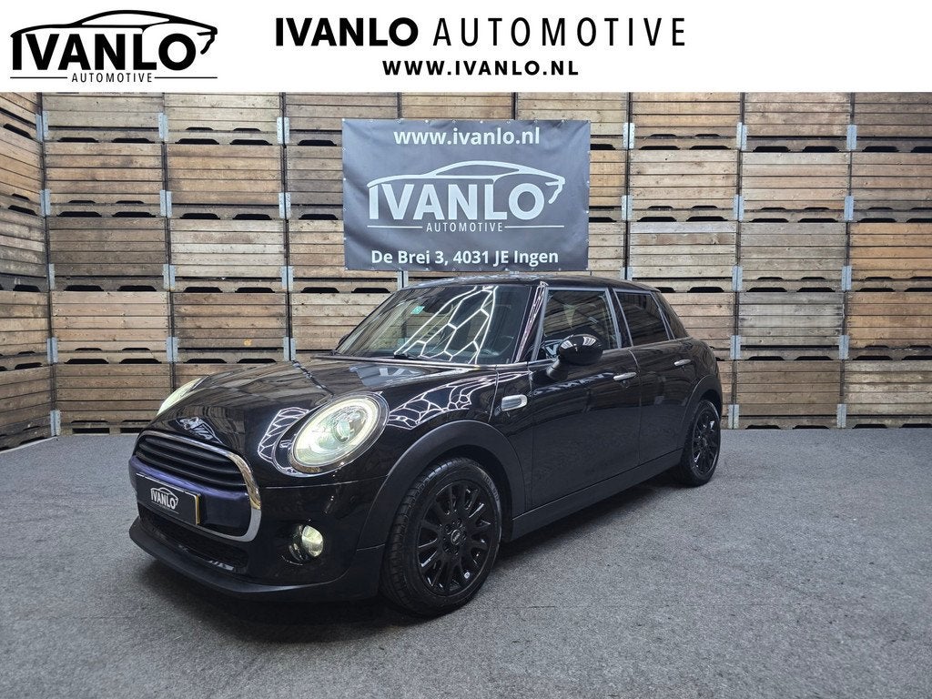 Mini 5-Deurs 1.5 Cooper Salt Business Navi Clima Full LED Cr