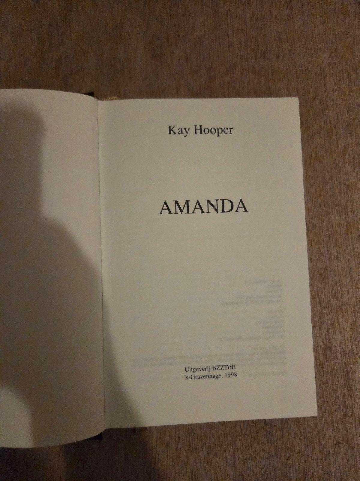 Kay Hooper - Amanda, Ophalen of Verzenden, Gelezen, Kay Hooper