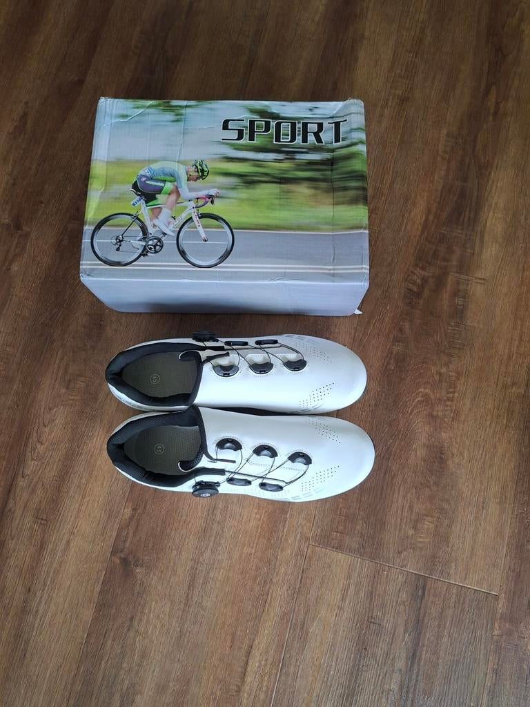 Witte fiets schoenen - Maat 45, Schoenen, Nieuw, Overige maten, Ophalen of Verzenden