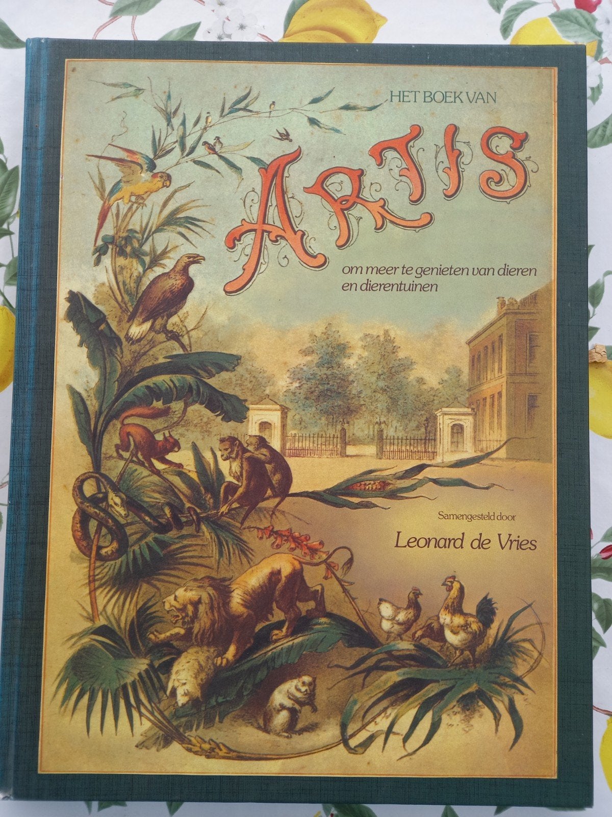 B Het Boek van Artis - Leonard de Vries, Ophalen of Verzenden, Gelezen, Honden, Leonard de Vries