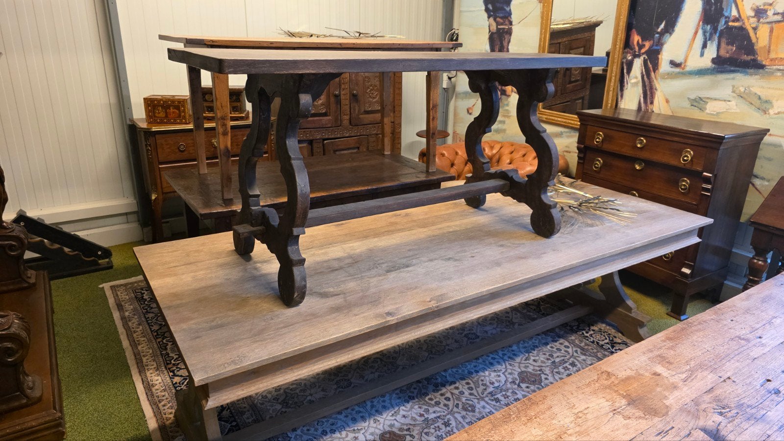 Altijd 50 antieke tafels op voorraad tot 350 cm, Ophalen