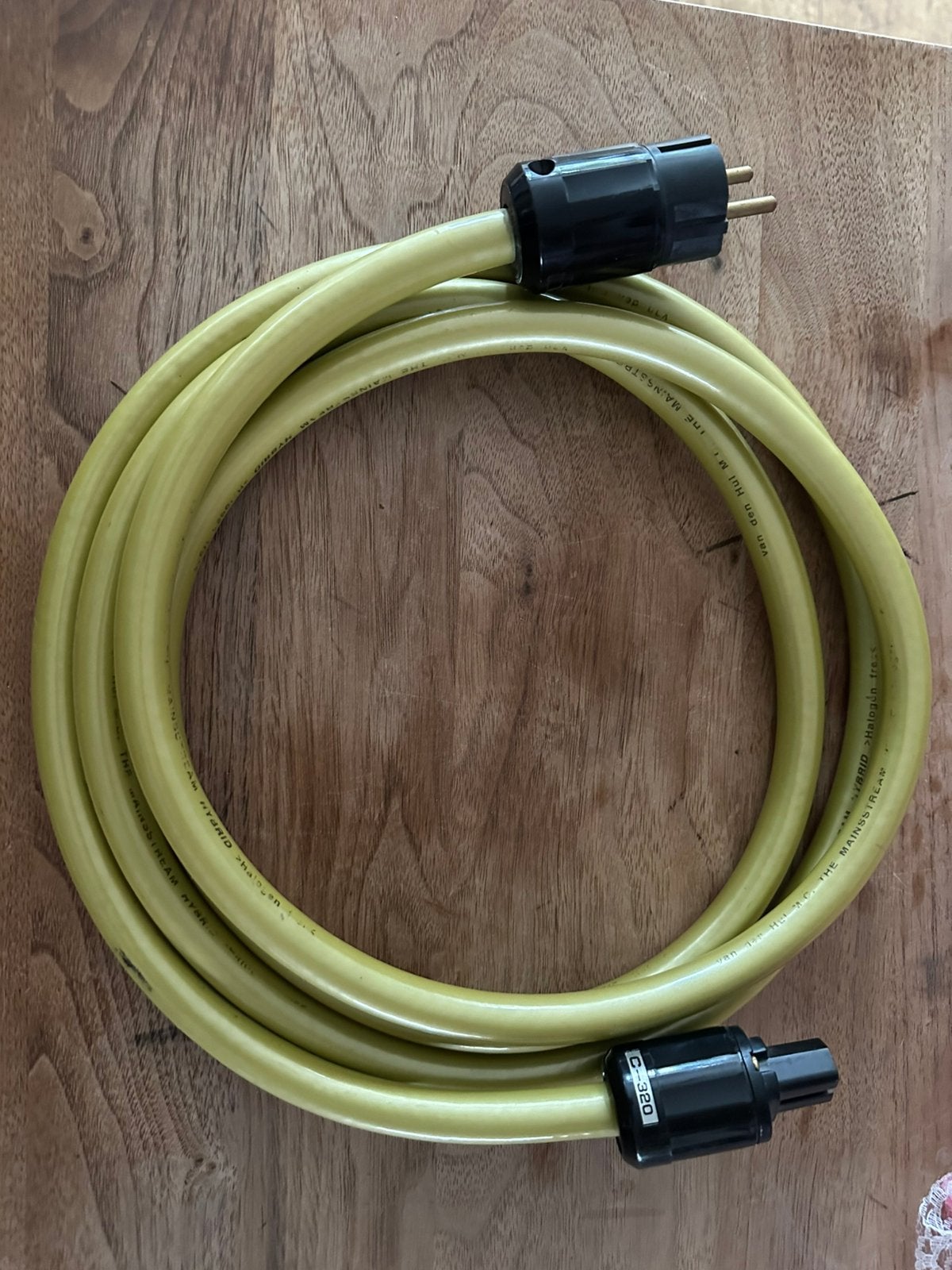 Vd hul mainstream hybrid 3 meter lang, Ophalen of Verzenden, Gebruikt, 2 tot 5 meter, Overige kabels