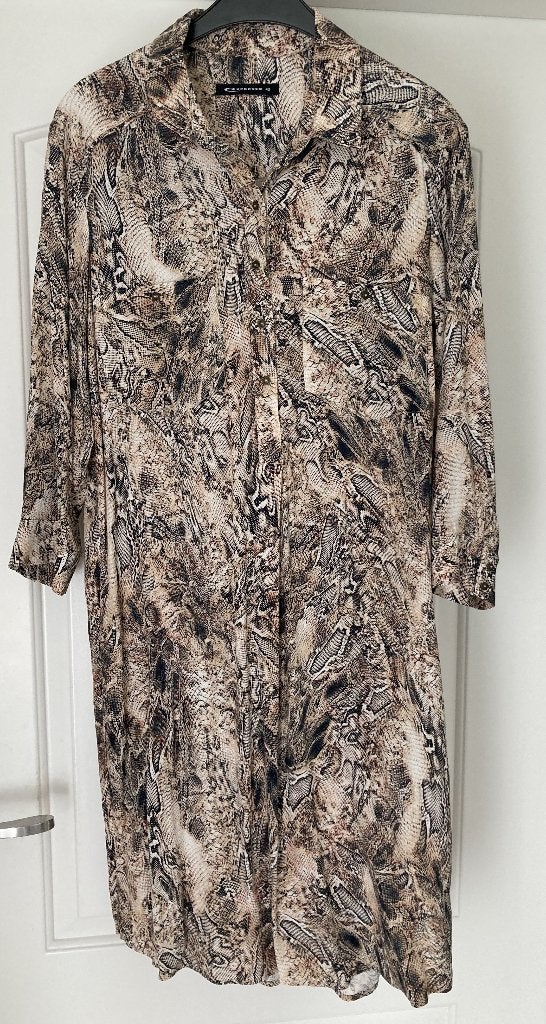 mooie jurk Expresso 40 NIEUW, Maat 38/40 (M), Nieuw, Ophalen of Verzenden, Onder de knie