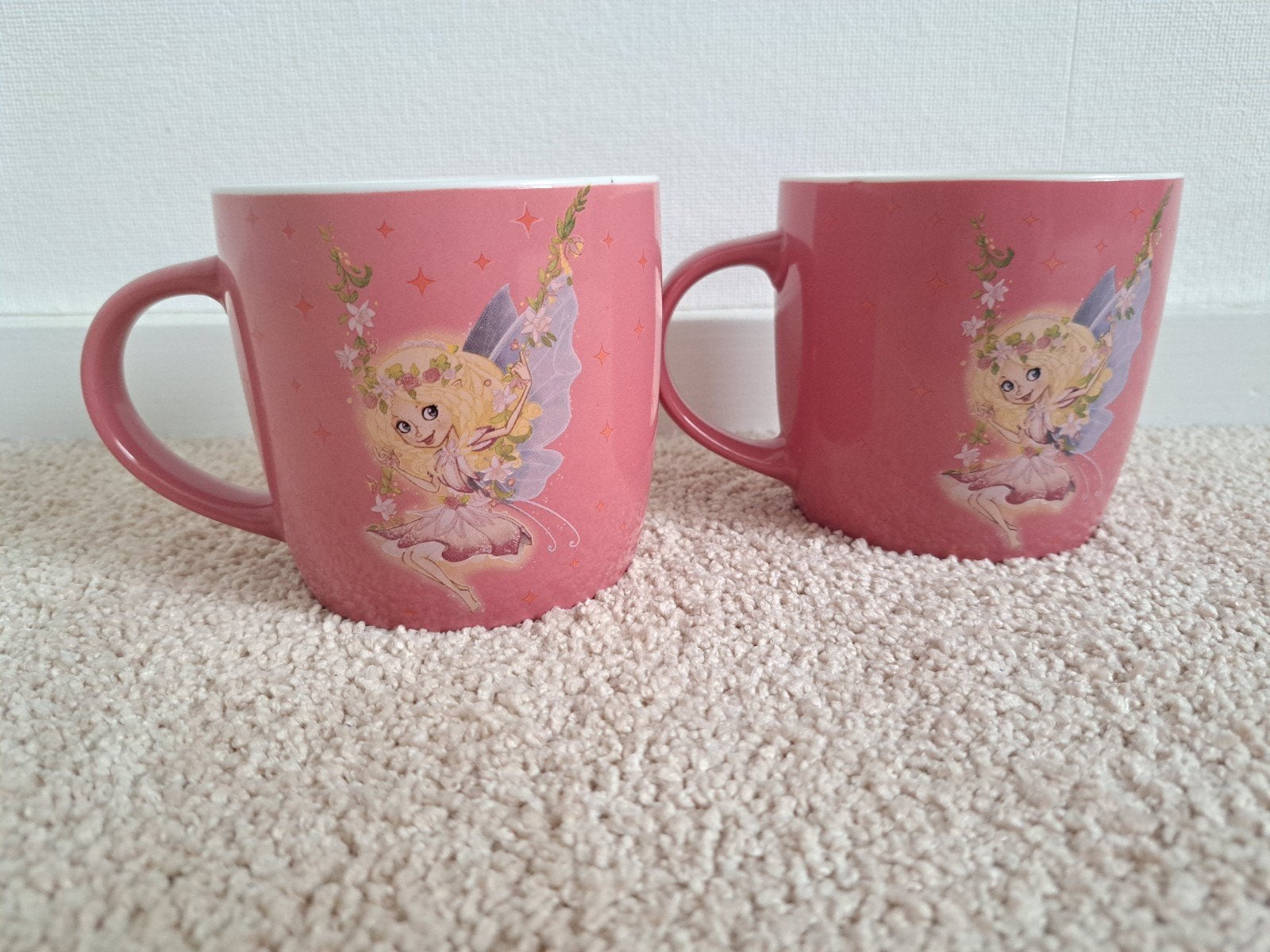Mokken elfje Efteling roze, Nieuw, Ophalen of Verzenden, Overige stijlen, Kop(pen) en/of Schotel(s)