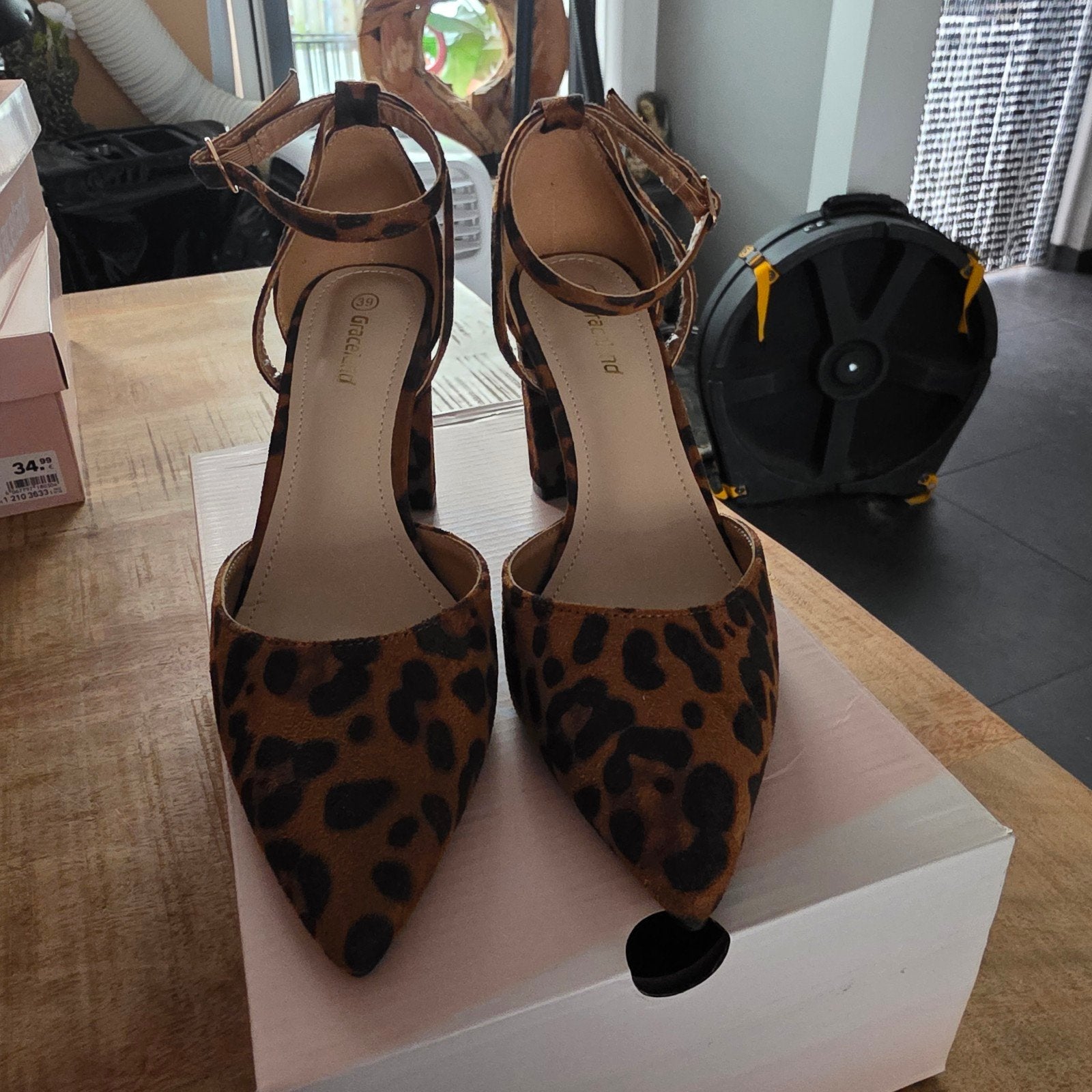 Nieuwe Graceland pumps met panterprint - Maat 39, Pumps, Bruin, Nieuw, Ophalen of Verzenden