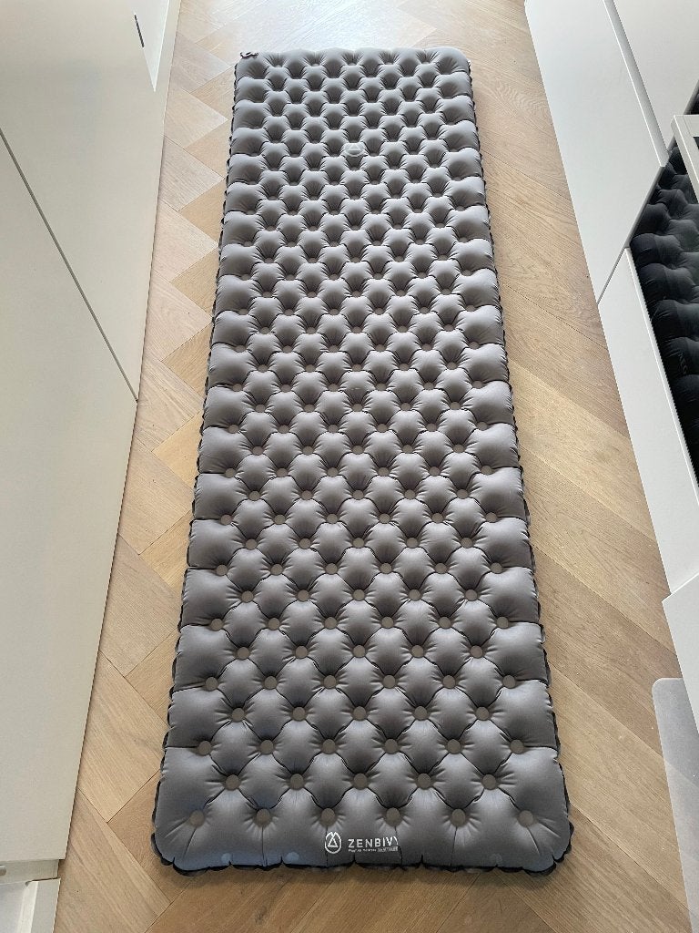 Zenbivy Flex Luchtbed / Air Mattress 64 x 198 cm, Caravans en Kamperen, Luchtbedden, Zo goed als nieuw, 1-persoons, Ophalen