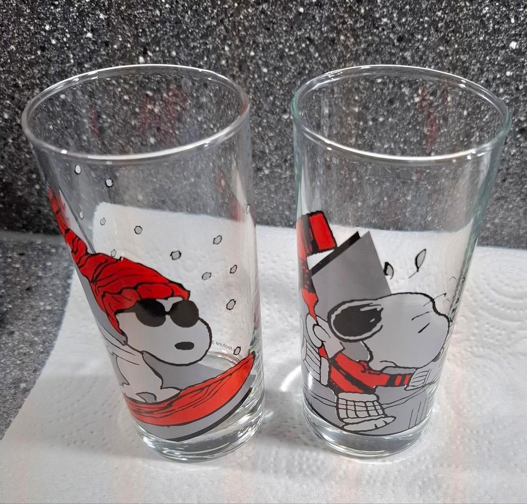 2 Snoopy glazen, Glas of Glazen, Gebruikt, Ophalen of Verzenden, Glas
