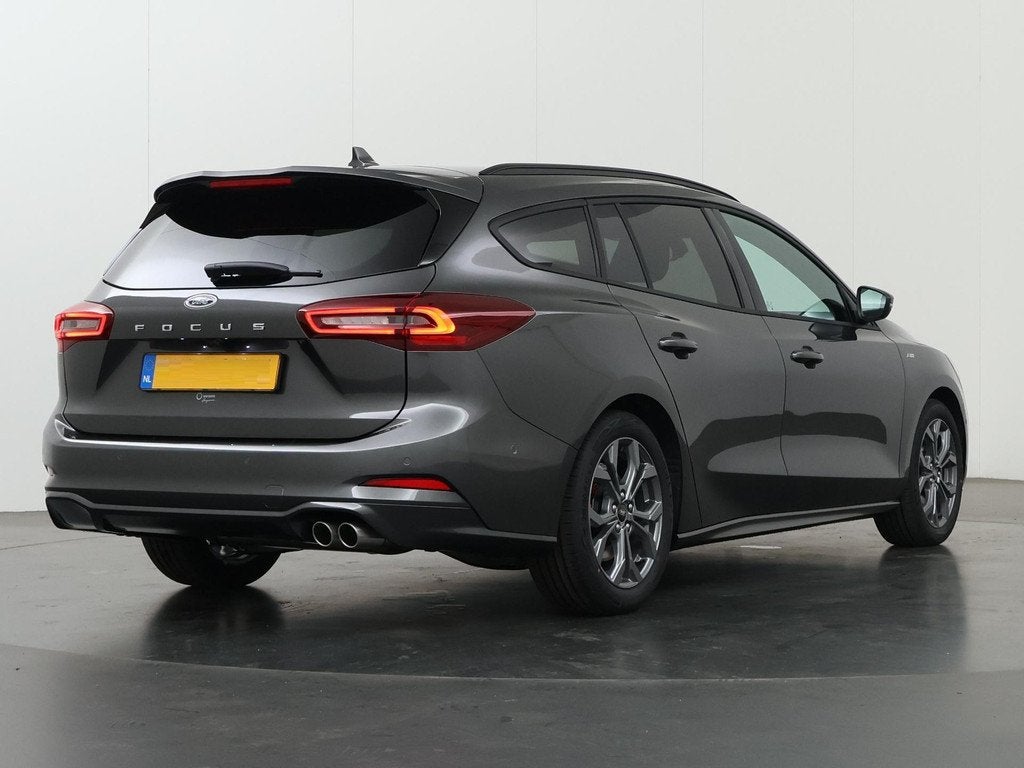 Ford Focus Wagon 1.0 EcoBoost Hybrid ST Line X | Parkeercame, Auto's, Ford, Euro 6, Origineel Nederlands, Handgeschakeld, 19 km/l