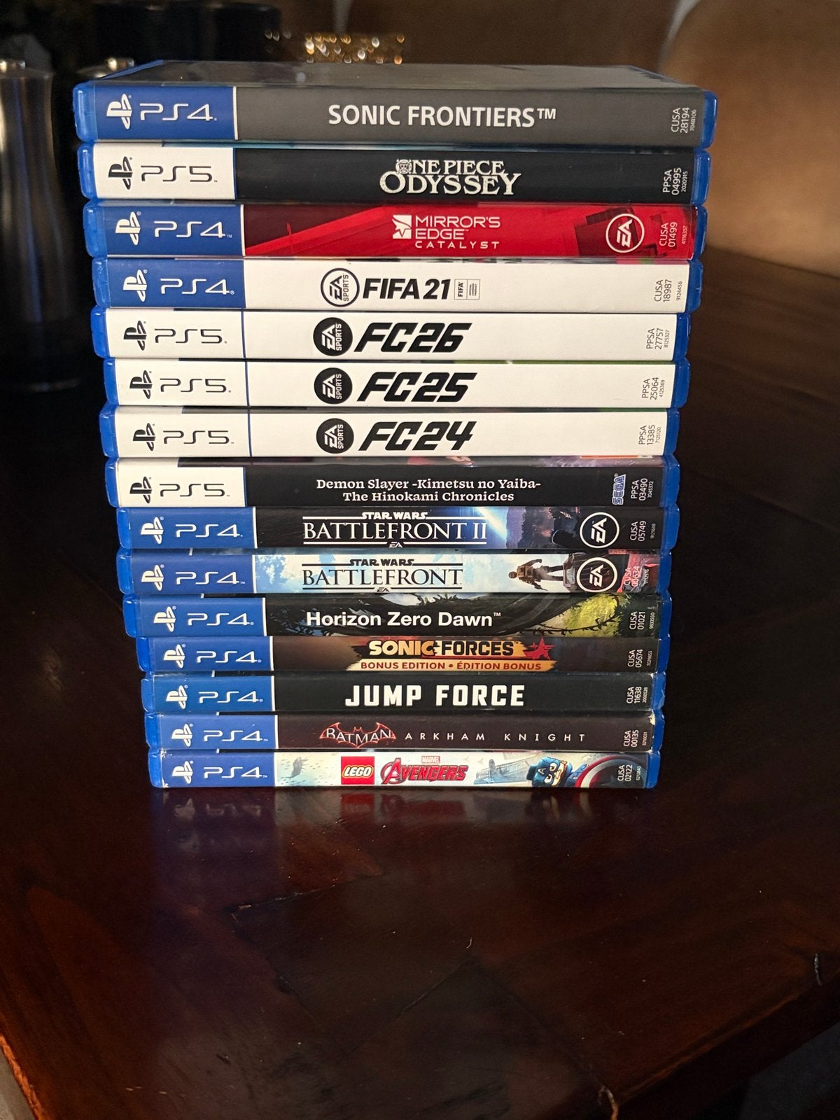Grote collectie PS4 en PS5 games - Diverse genres, Spelcomputers en Games, Gebruikt, Vanaf 18 jaar, Overige genres, Eén computer