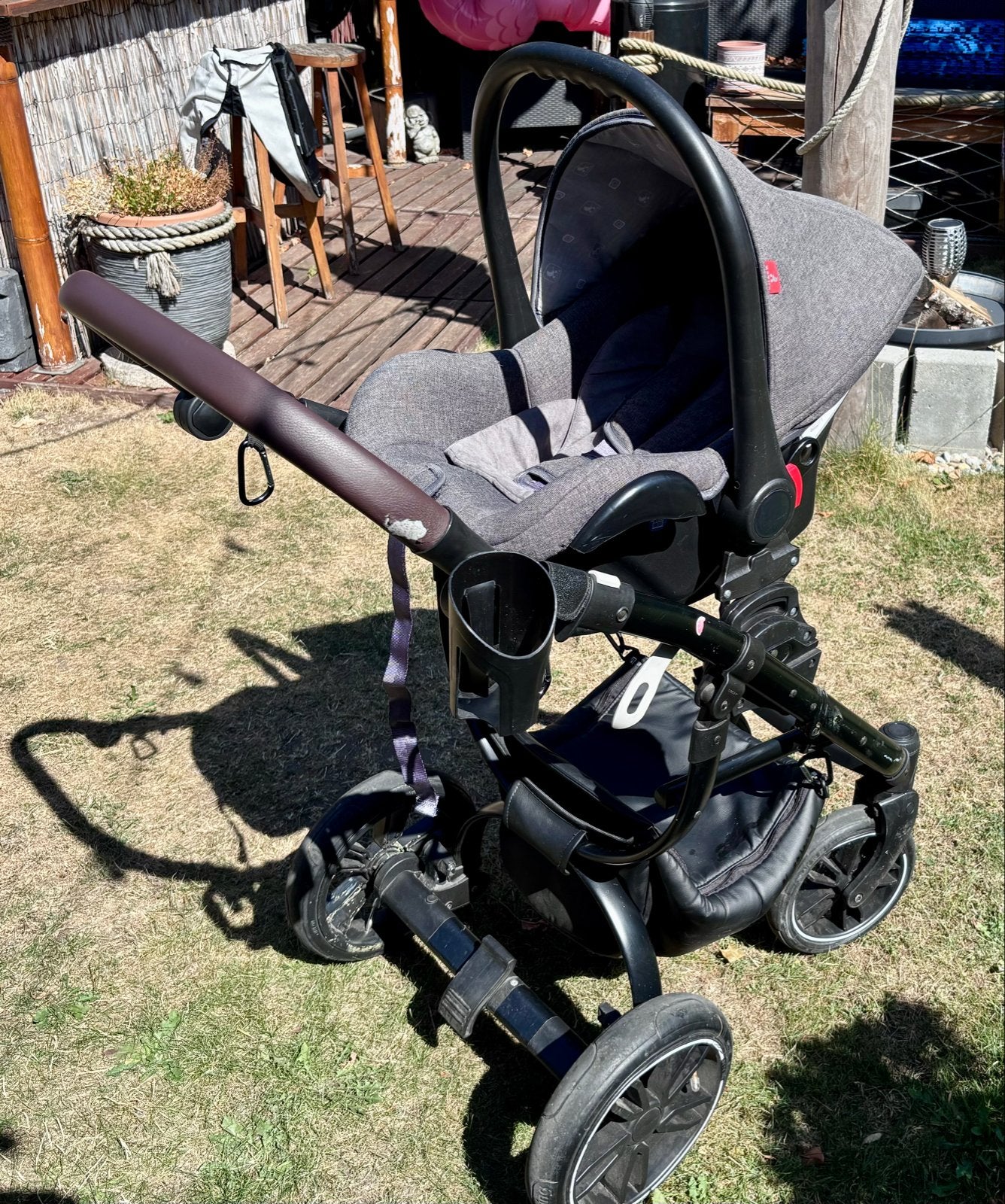 Kinderwagen donkergrijs met Isofix-base, Gebruikt, Verstelbare duwstang, Combiwagen, Ophalen
