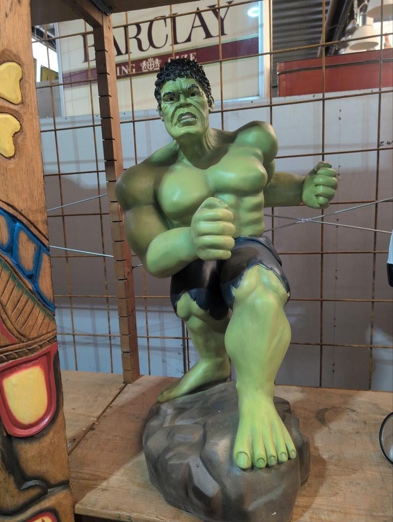 Groot beeld van de Hulk - Marvel Comics figuur, Ophalen, Info@marvel.com, Gebruikt, 1290 Avenue of the Americas, New York, NY 10104, USA