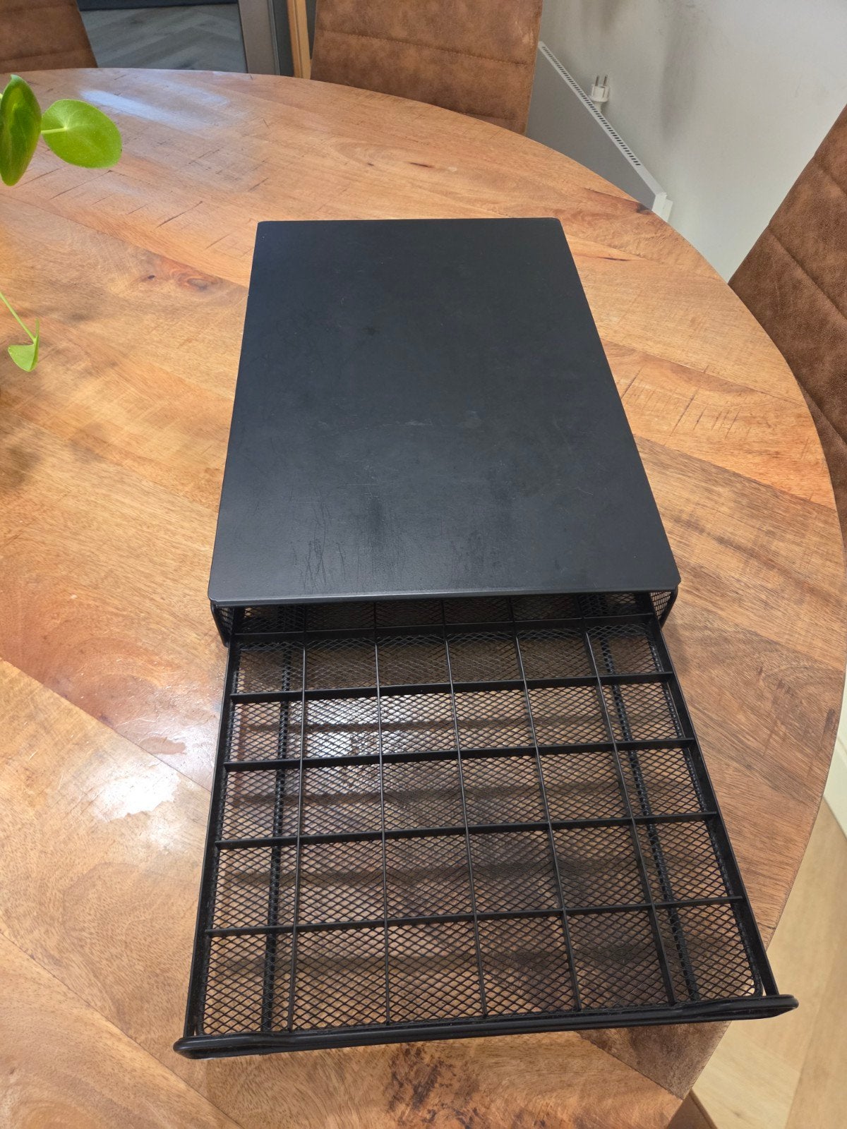Nespresso koffiecuphouder met lade - zwart metaal, Ophalen, Overige typen, Zo goed als nieuw, Zwart