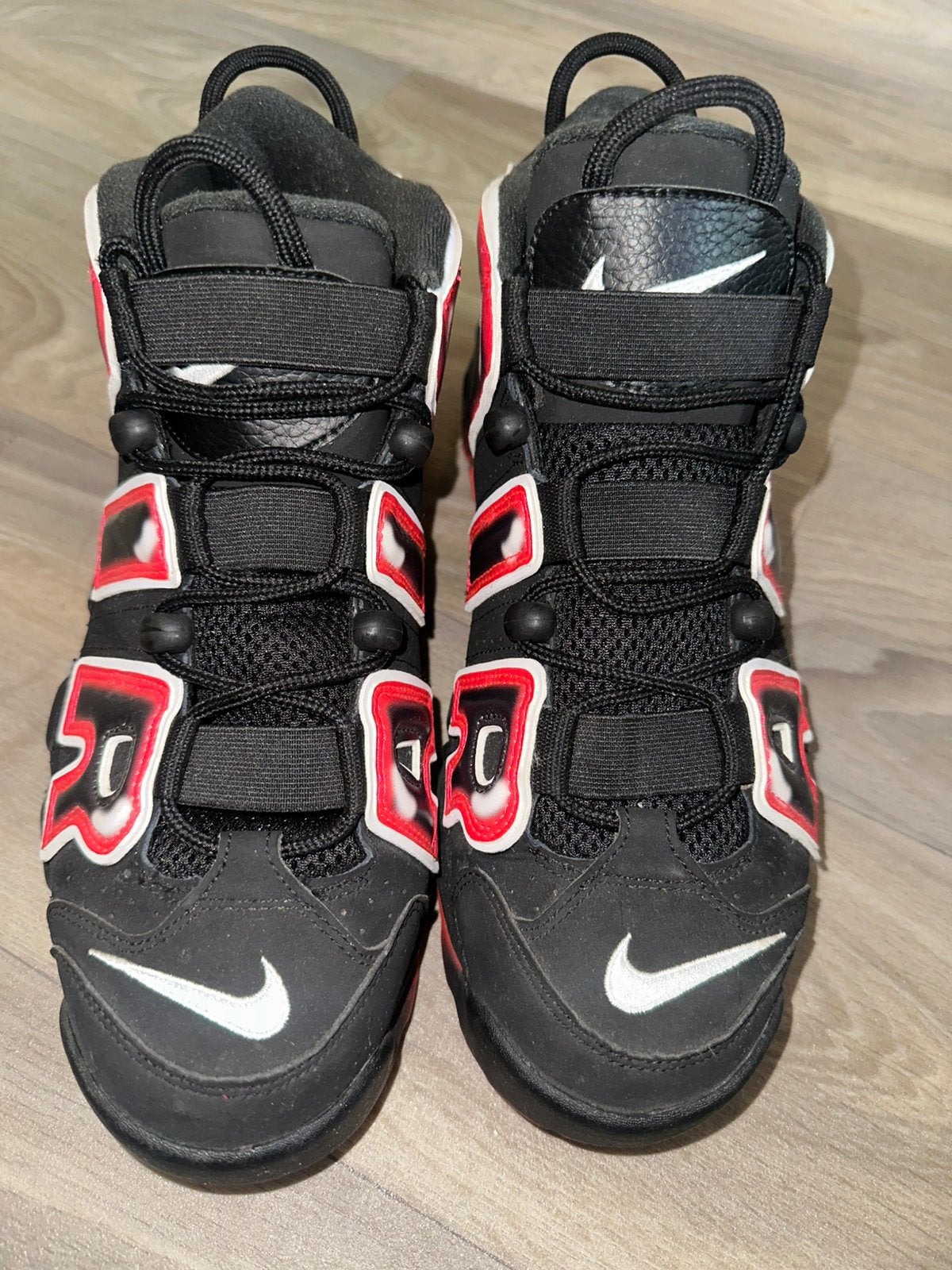 Nike Air More Uptempo '96 Zwart/Rood Sneakers, Zwart, Ophalen of Verzenden, Sneakers of Gympen, Zo goed als nieuw