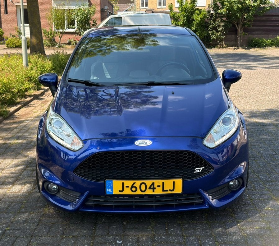 Fiesta ST BeastFactory 235PK/340NM, Auto's, Ford, 1596 cc, 1063 kg, Blauw, 49 €/maand