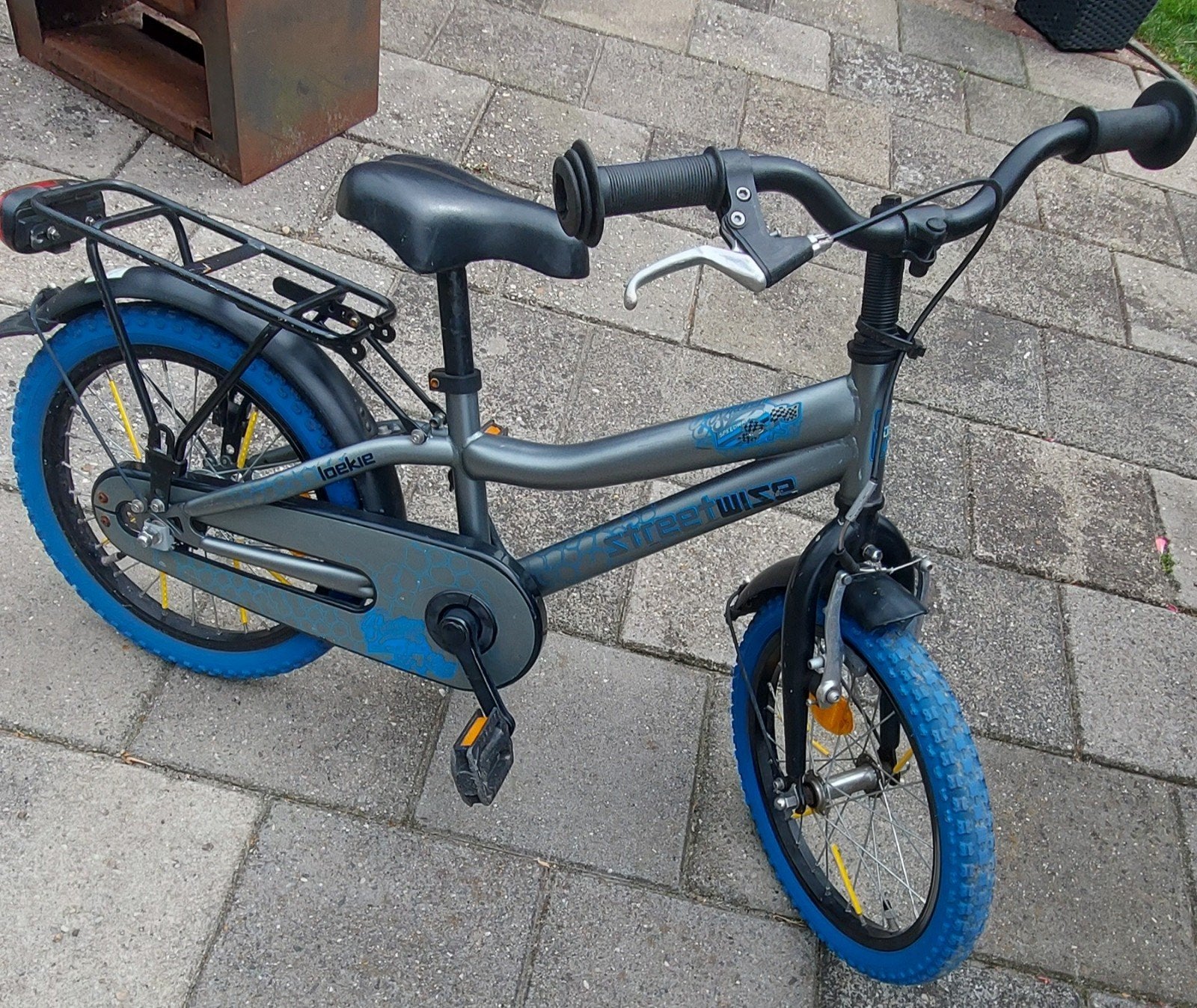 superstoere 16 inch loekie streetwise, Fietsen en Brommers, Fietsen | Kinderfietsjes, Ophalen, Terugtraprem, Loekie Streetwise