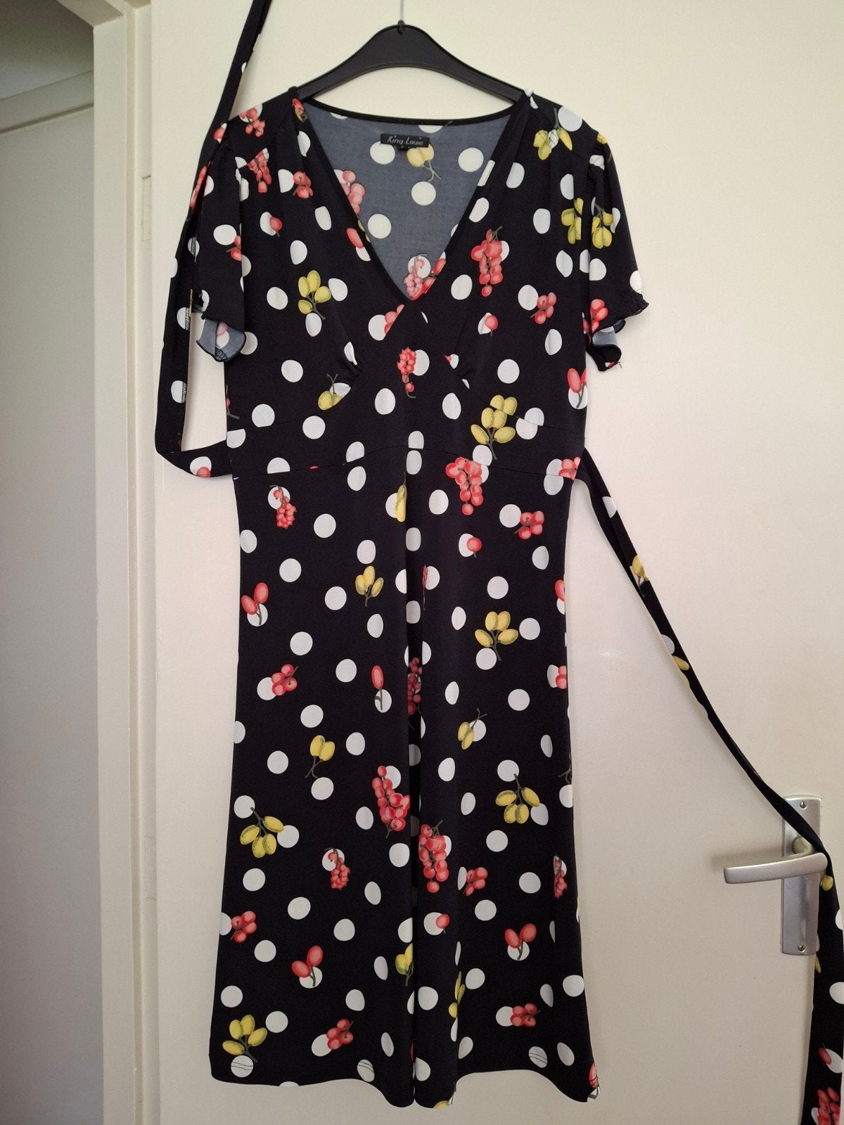 Jurk. King Louie., Kleding | Dames, Ophalen of Verzenden, Zo goed als nieuw, Maat 38/40 (M), Knielengte