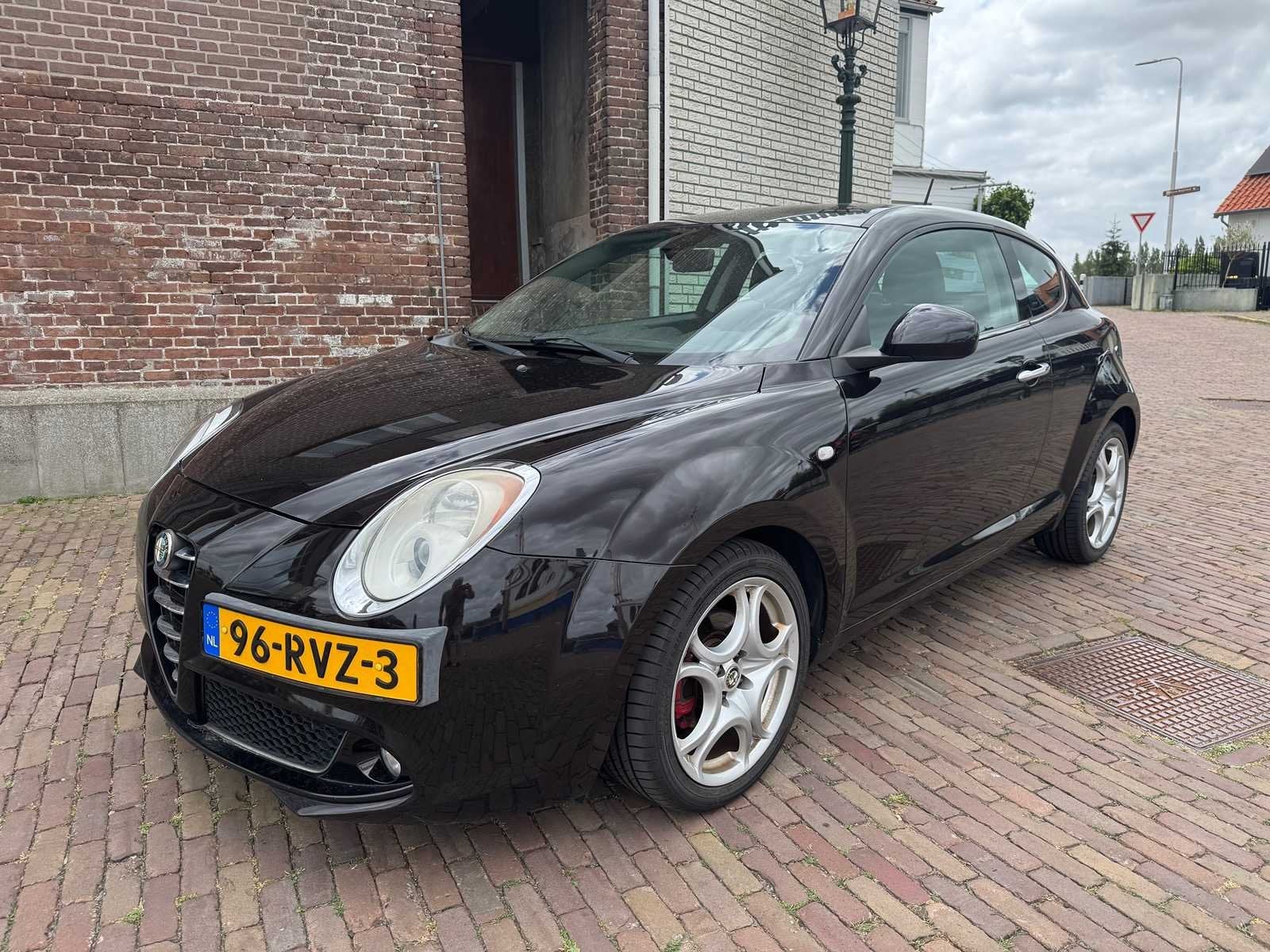 Alfa Romeo MiTo 1.3 JTDm SPORT ECO Essent. 96-RVZ-3, Auto's, Alfa Romeo, Euro 5, Gebruikt, Bedrijf, Diesel
