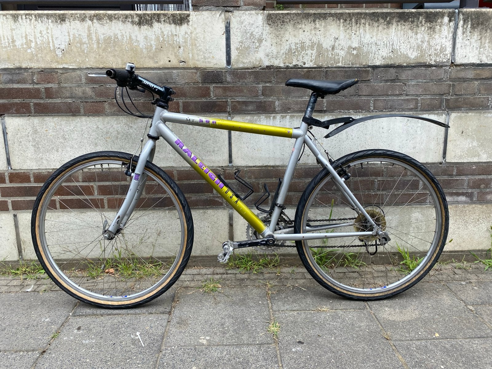 Raleigh MT. 500 Mountainbike - Aluminium frame, Fietsen en Brommers, Gebruikt, 26 inch, Velgrem, Meer dan 20 versnellingen