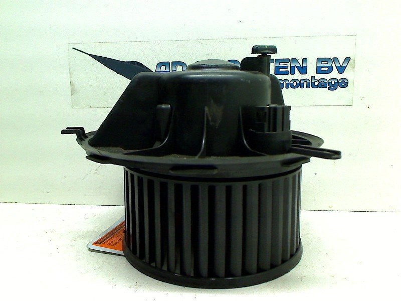 Kachel Ventilatormotor Volkswagen Golf Plus (5M1/1KP) 2011, Gebruikt, Volkswagen, Volkswagen AG, Kundenbetreuung@volkswagen.de
