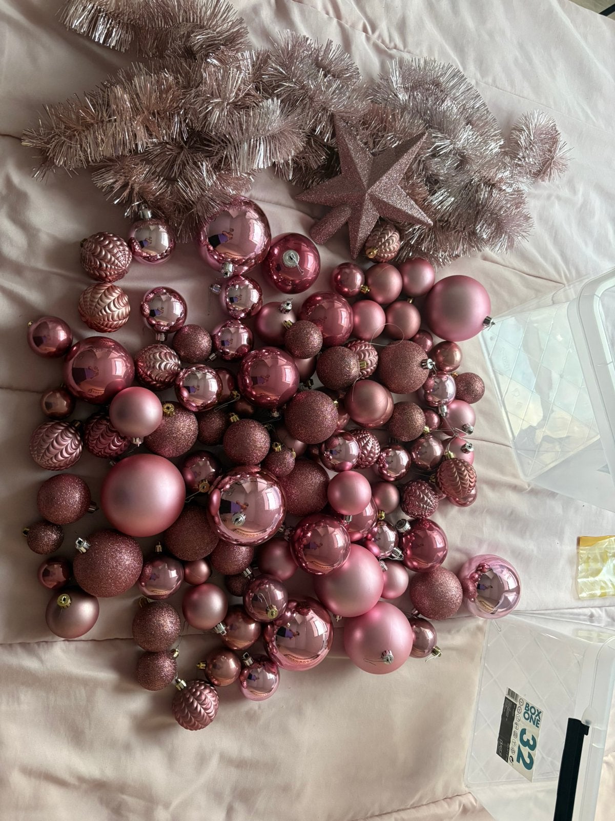 Roze kerstballen, Diversen, Kerst, Ophalen of Verzenden, Zo goed als nieuw