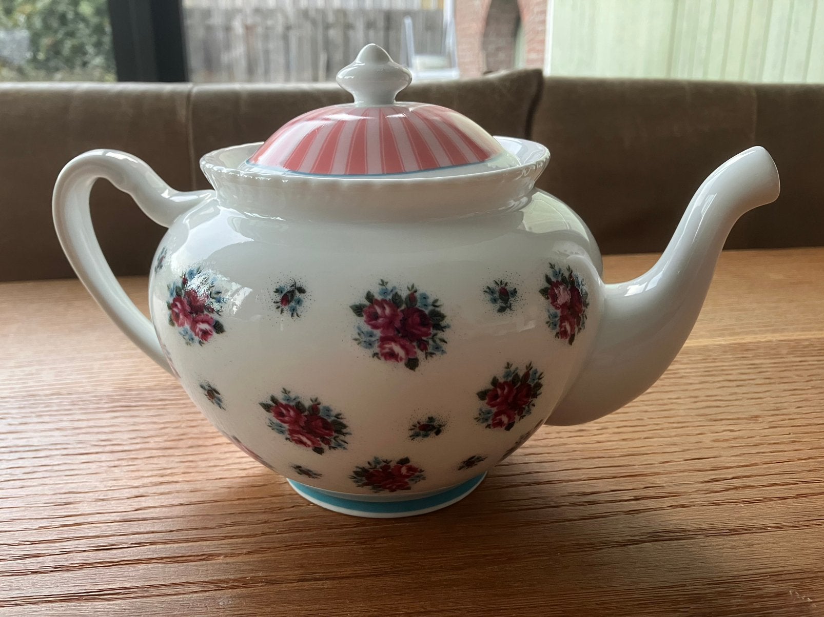 Rosanna "Chelsea Flowers" porseleinen theepot vintage design, Antiek en Kunst, Ophalen of Verzenden