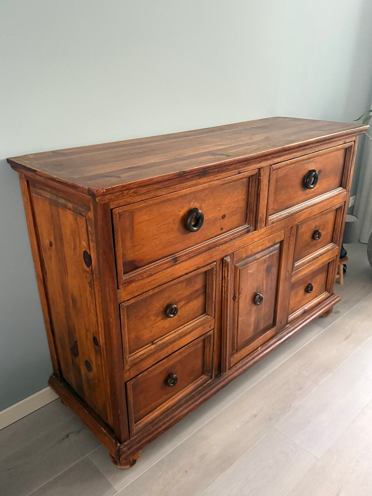 Massief houten dressoir met lades en deuren, Ophalen, Gebruikt, 100 tot 150 cm, Met lade(s)