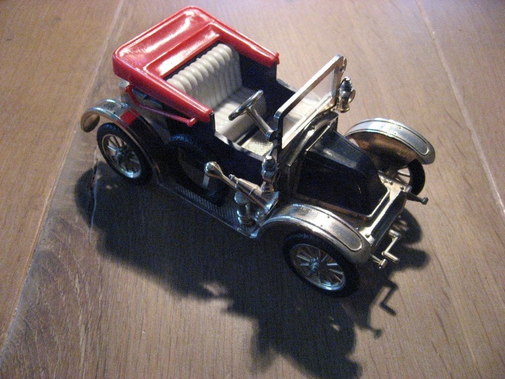 antieke Renault 6cv 1911, DBGM, made in West-Germany, Verzenden, Zo goed als nieuw, Auto