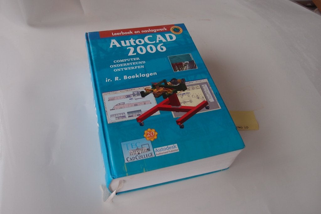 AutoCad leerboek versie 2006, Ophalen of Verzenden, Zo goed als nieuw, MBO, Ir. R. Boeklagen