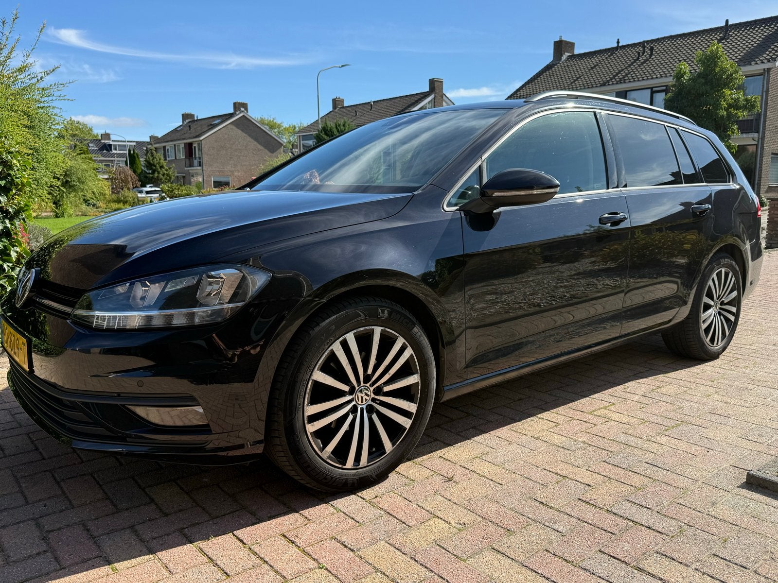 Volkswagen Golf Variant 1.0 TSI 85pk 2017 Zwart, Stof, Zwart, Origineel Nederlands, Stationwagon