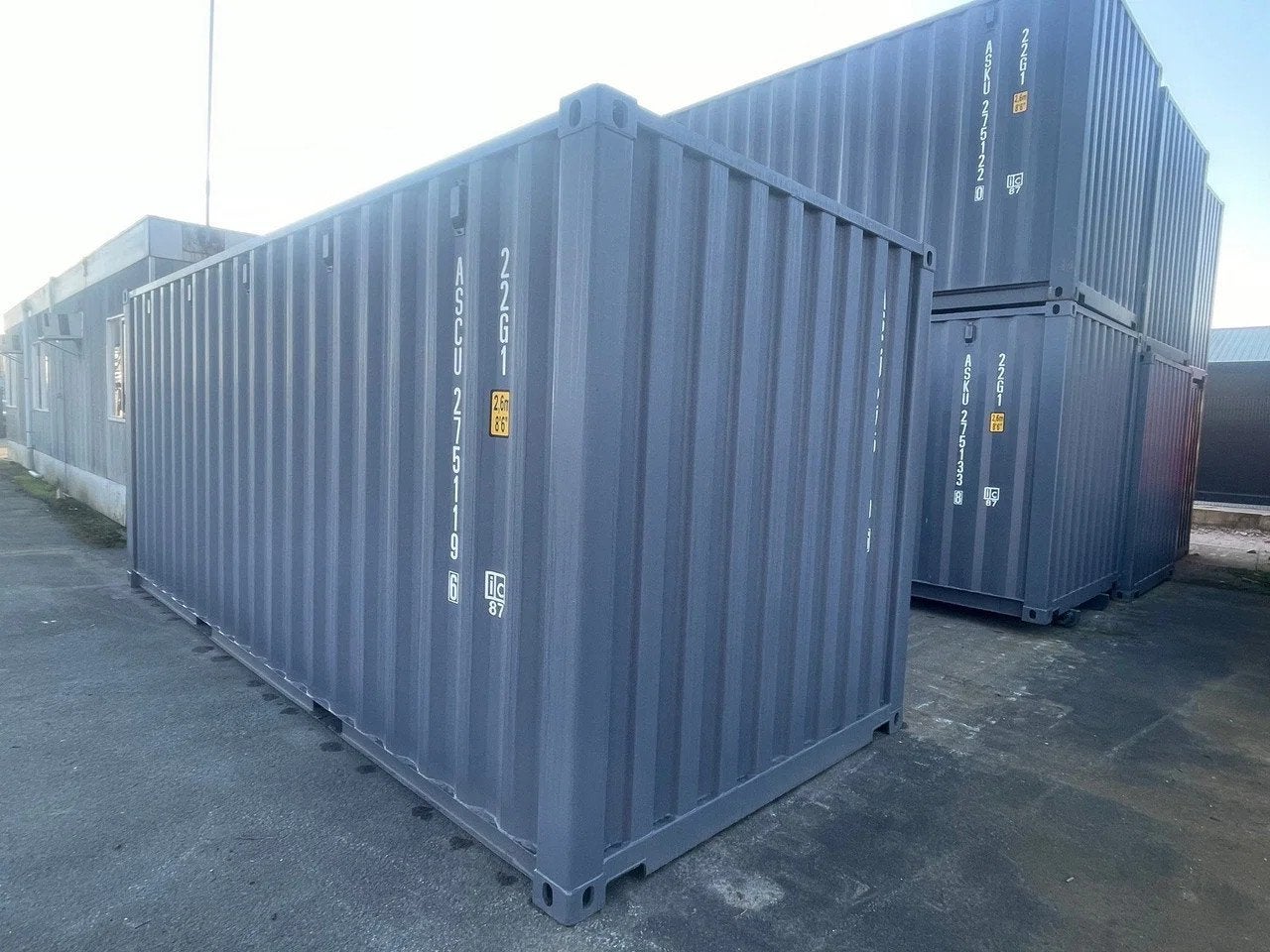 VERNOOY zeecontainer 20FT 8.6 275119, Dave Vernooij, Dave@vernooy.nl, Kellensedwarsweg 9
4004 JC  Tiel, NL