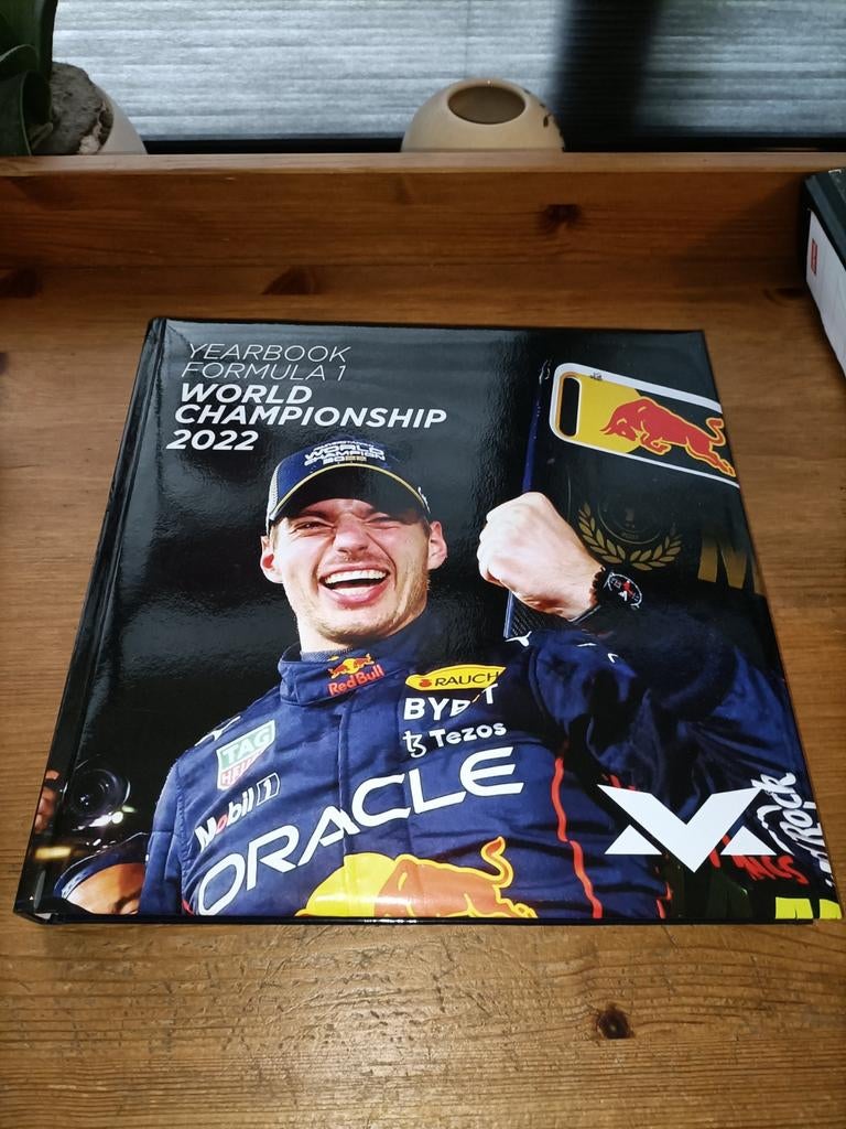 Yearbook Formula 1 World Championship 2022 Max Verstappen, Ophalen of Verzenden, Zo goed als nieuw, Algemeen, Max Verstappen