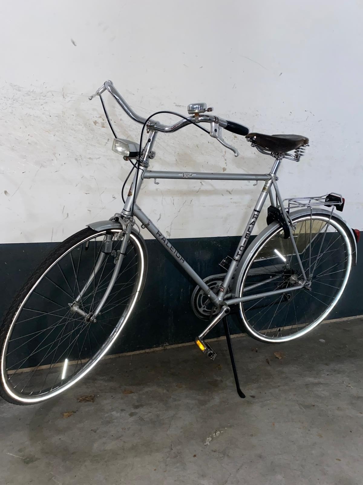 Retro Raleigh herenfiets met Brooks zadel, Ophalen