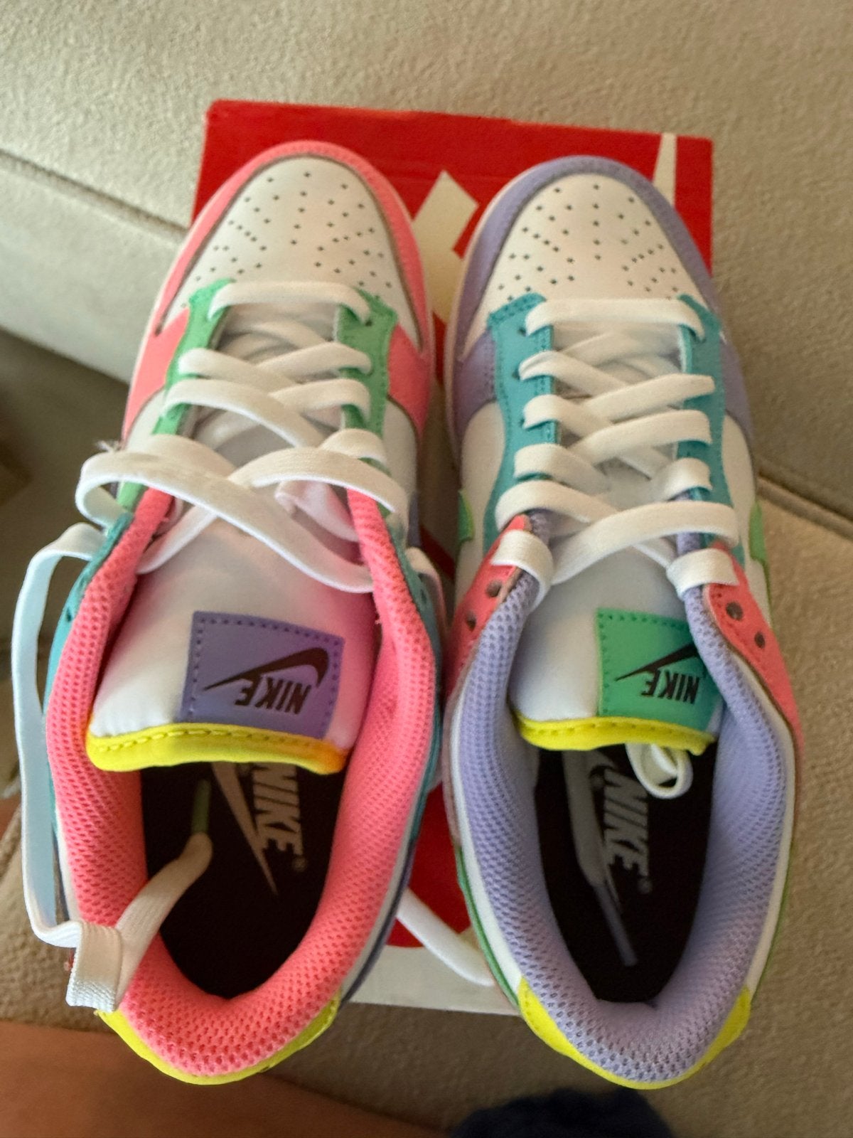 Nieuwe Nike Dunk Low SE White/Green Glow Sunset Pulse - Maat, Kleding | Dames, Ophalen of Verzenden, Nieuw, Wit, Sneakers of Gympen
