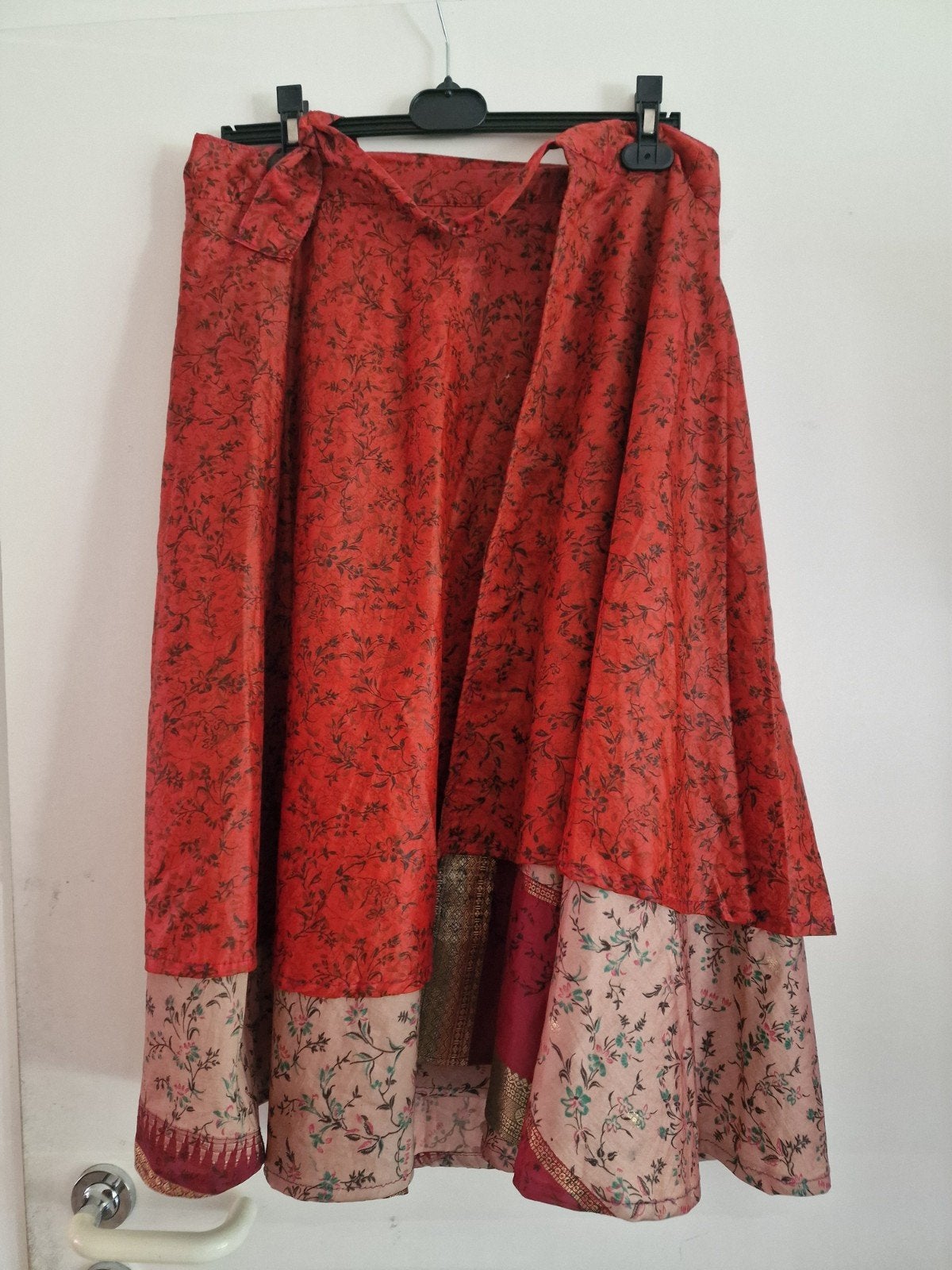 Prachtige wikkelrok met bloemenprint, Maat 38/40 (M), Ophalen of Verzenden, Onbekend, Zo goed als nieuw